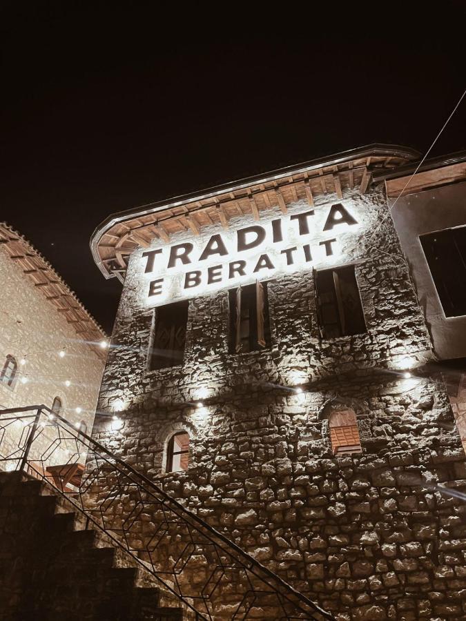 Tradita E Beratit Exterior foto